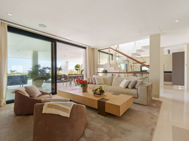 5 Schlafzimmer Villa in Nueva Andalucía