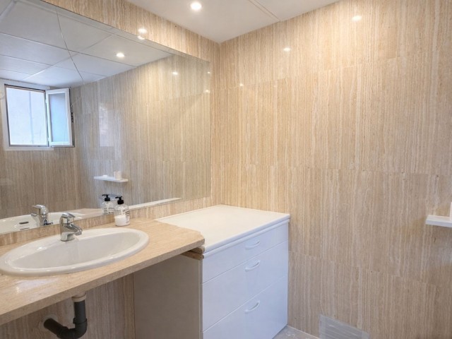 2 Schlafzimmer Apartment in Elviria