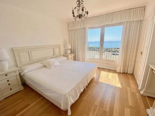 5 Schlafzimmer Reihenhaus in Estepona
