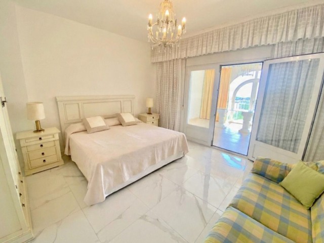 5 Makuuhuoneen Rivitalo Estepona