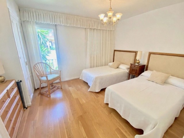 5 Makuuhuoneen Rivitalo Estepona