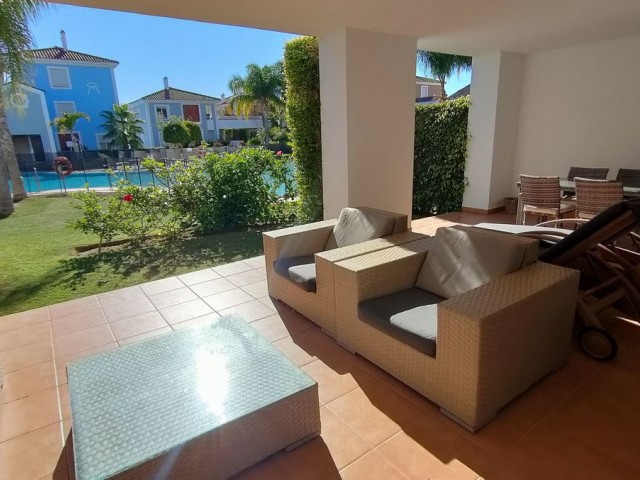2 Slaapkamer Appartement in Estepona