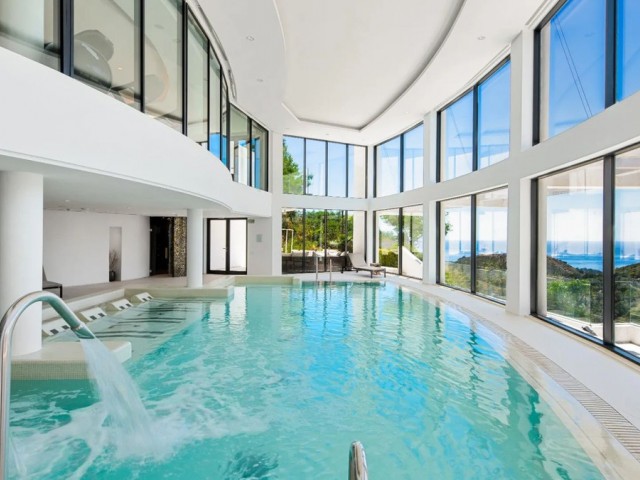 3 Bedrooms Apartment in Ojén