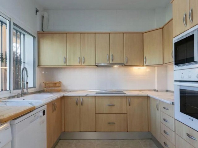 3 Makuuhuoneen Huvila Marbella