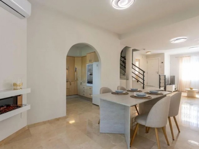 3 Bedrooms Villa in Marbella