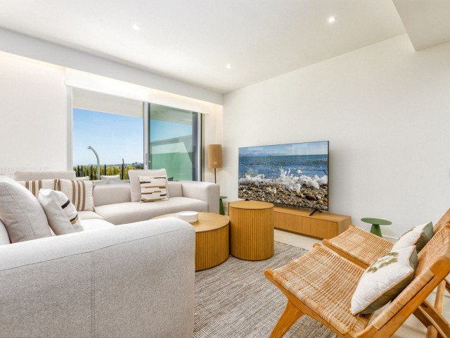 Maison mitoyenne avec 4 Chambres  à Estepona