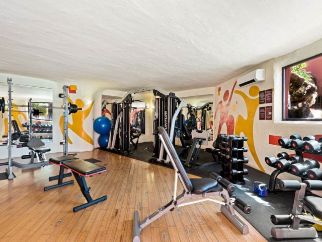 3 Bedrooms Apartment in New Golden Mile