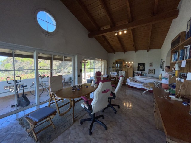 3 Schlafzimmer Villa in Estepona