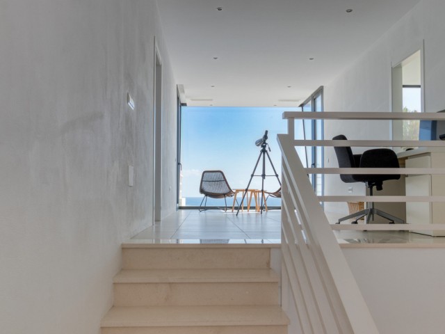 4 Bedrooms Villa in La Cala de Mijas