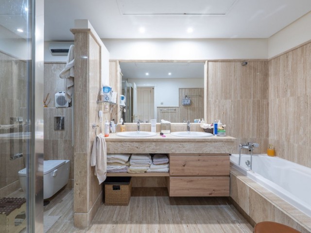 2 Bedrooms Apartment in Los Monteros