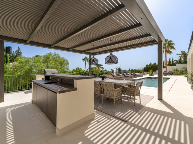Villa, The Golden Mile, R5181556