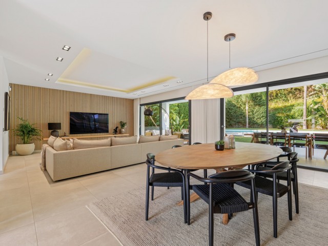 Villa, Nueva Andalucia