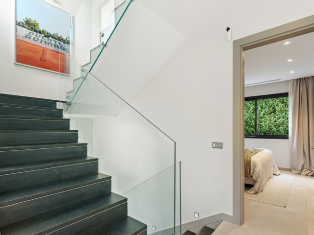 5 Schlafzimmer Villa in Nueva Andalucía