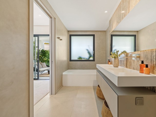 5 Schlafzimmer Villa in Nueva Andalucía