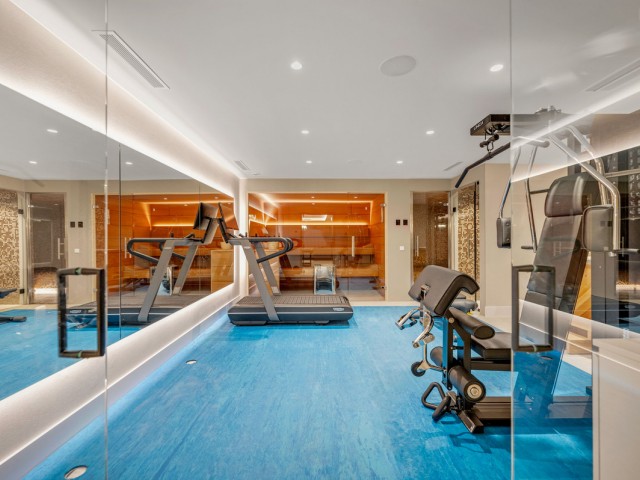 6 Schlafzimmer Villa in Estepona