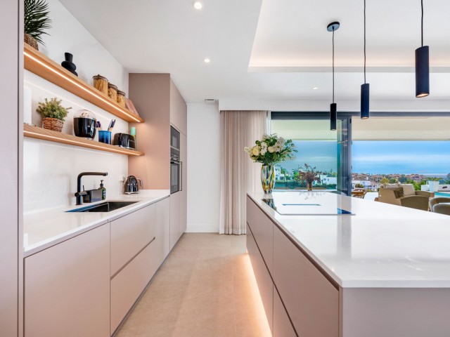 6 Schlafzimmer Villa in Estepona