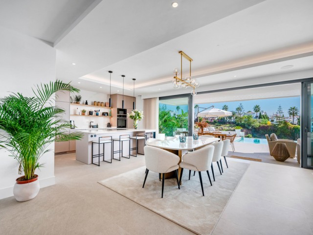 6 Schlafzimmer Villa in Estepona