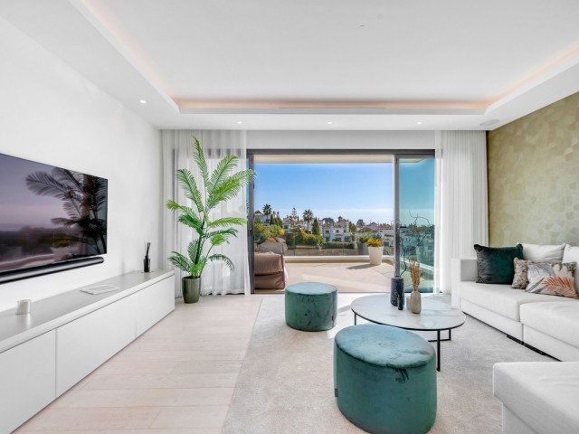 6 Soveroms Villa i Estepona