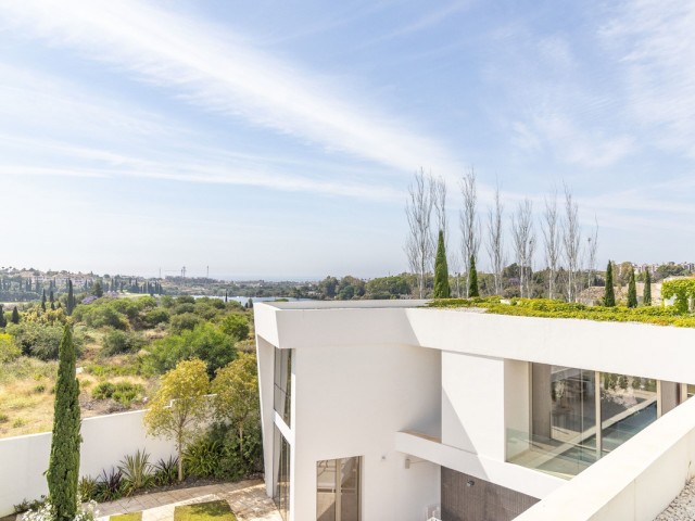 6 Bedrooms Villa in Benahavís