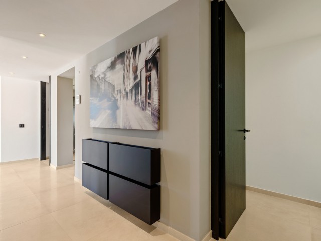 Apartamento con 3 Dormitorios  en Aloha