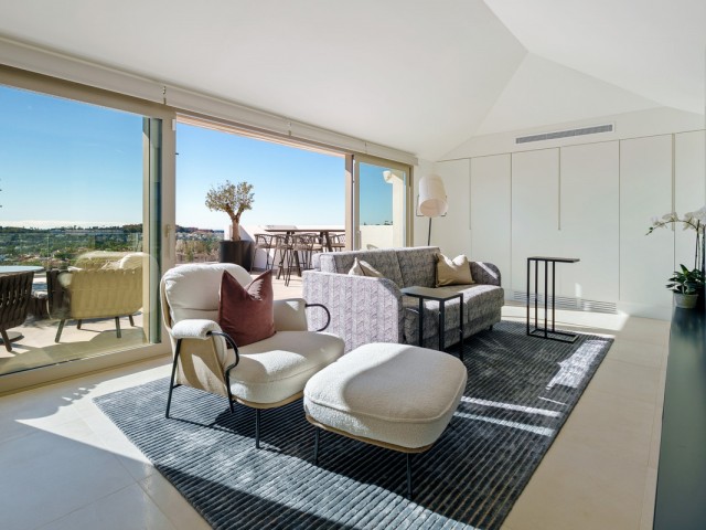 Apartamento con 3 Dormitorios  en Aloha