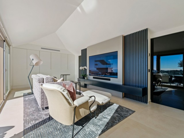 Apartamento con 3 Dormitorios  en Aloha