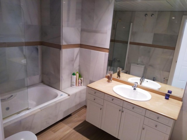 2 Soveroms Leilighet i Benalmadena