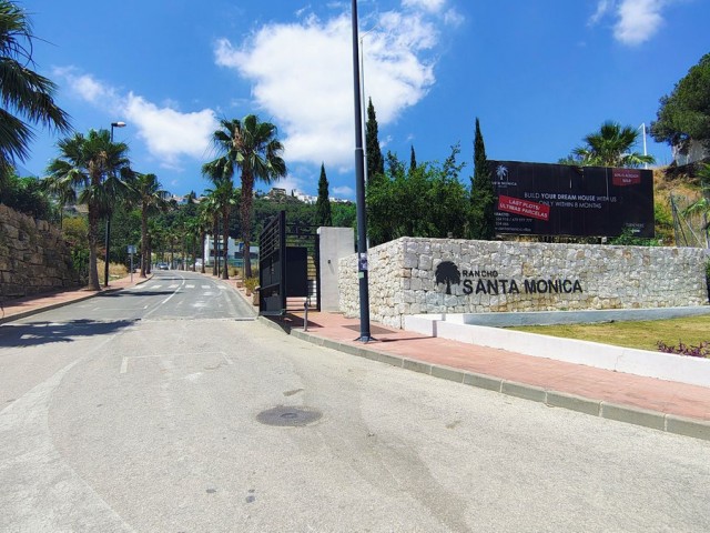  Plot in Benalmadena