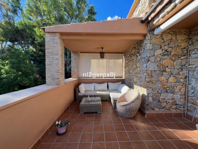 5 Bedrooms Villa in Marbella