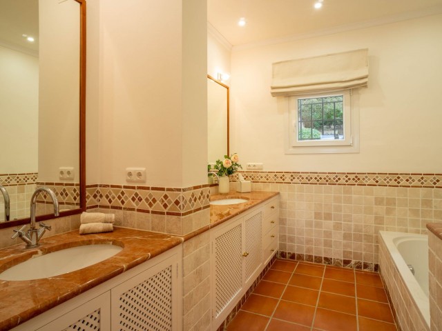 Villa con 3 Dormitorios  en Sotogrande