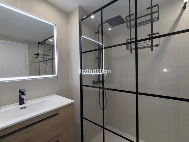 3 Schlafzimmer Apartment in Elviria