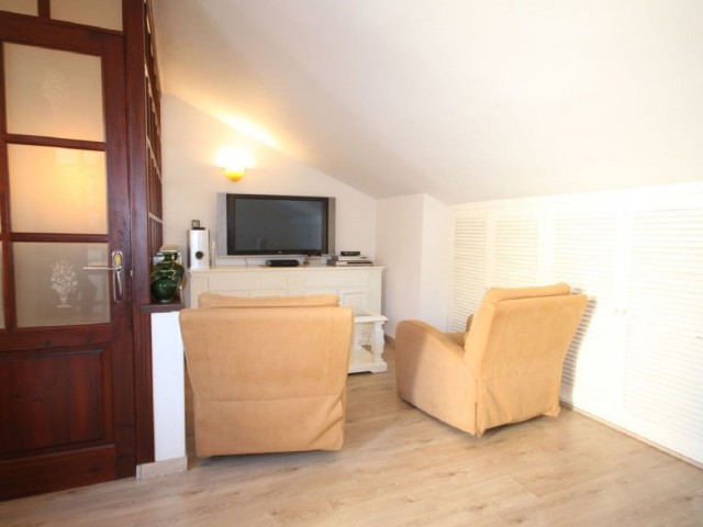 5 Slaapkamer Rijtjeshuis in Marbella