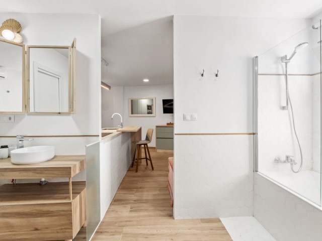 2 Slaapkamer Appartement in Cabopino