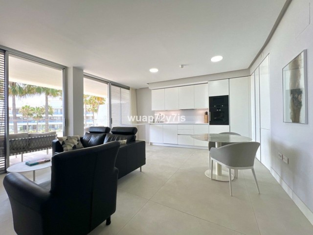 2 Makuuhuoneen Huoneisto Estepona