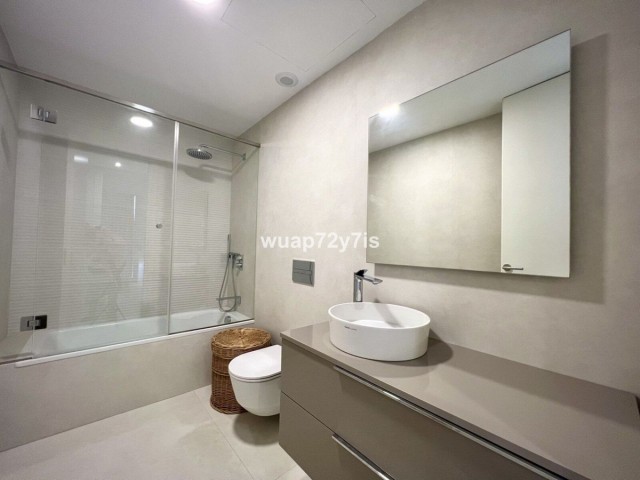 2 Makuuhuoneen Huoneisto Estepona