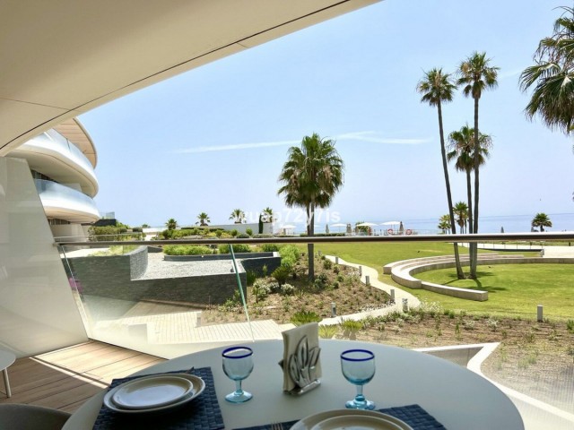 2 Makuuhuoneen Huoneisto Estepona