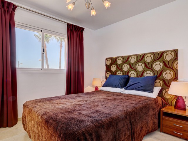 4 Schlafzimmer Reihenhaus in La Duquesa