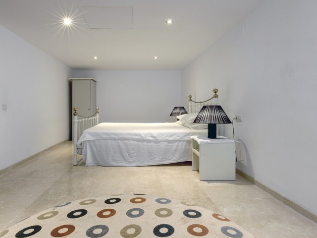 4 Schlafzimmer Reihenhaus in La Duquesa