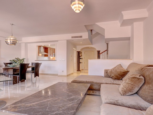 4 Makuuhuoneen Rivitalo La Duquesa