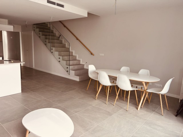 Villa avec 4 Chambres  à Riviera del Sol