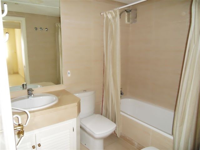 2 Sovrums Lägenhet i Puerto Banús