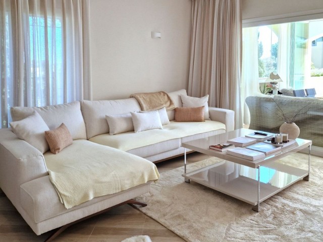 2 Schlafzimmer Apartment in Elviria