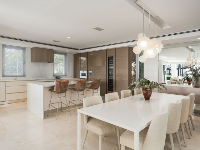 4 Schlafzimmer Villa in Marbella