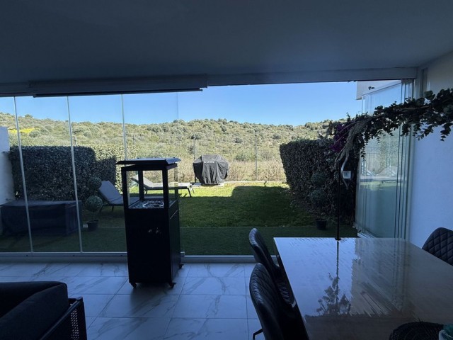 2 Schlafzimmer Apartment in Estepona