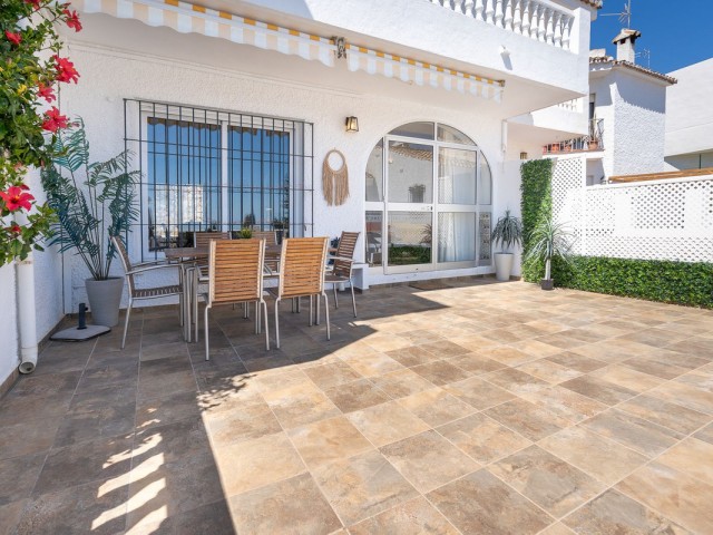 Maison mitoyenne avec 3 Chambres  à Benalmadena Pueblo