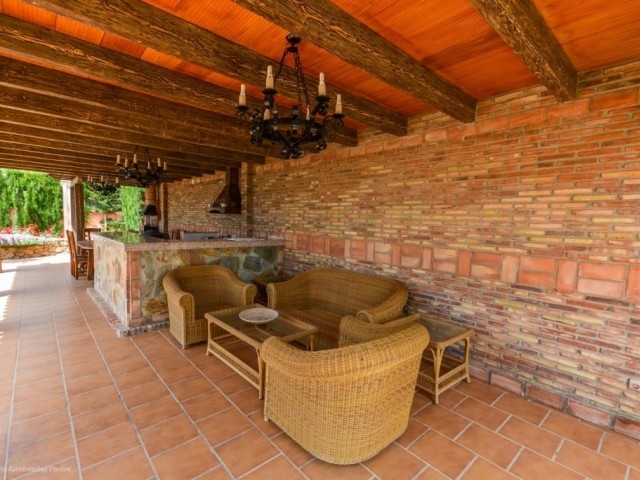 7 Schlafzimmer Villa in Benalmadena