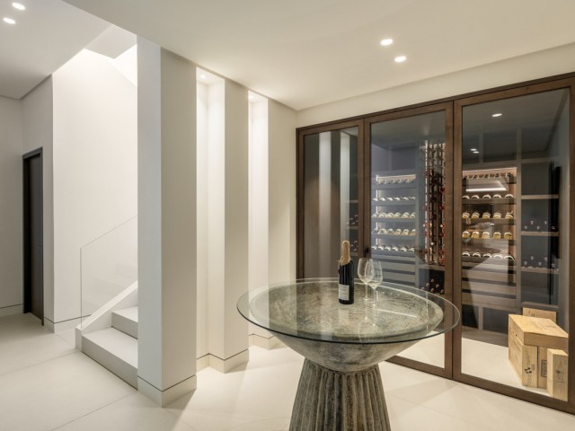 6 Schlafzimmer Villa in Nueva Andalucía