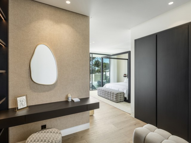 6 Makuuhuoneen Huvila Nueva Andalucía