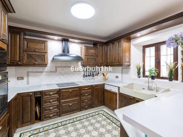 5 Schlafzimmer Reihenhaus in Fuengirola