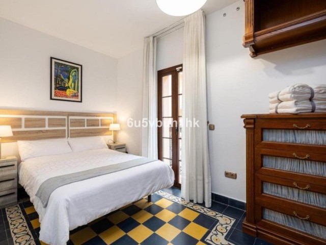 5 Bedrooms Townhouse in Fuengirola